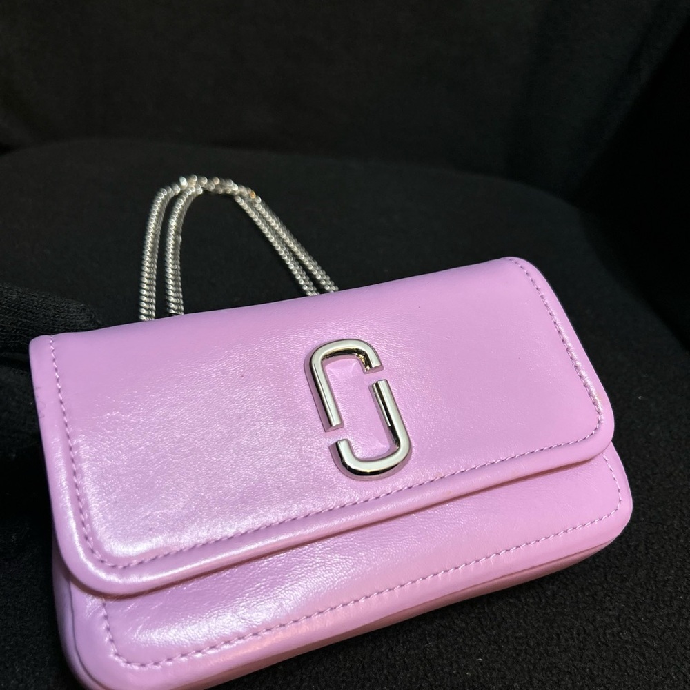 Marc Jacobs Mini Glam Shot Bag🫰 - Picture 3 of 16